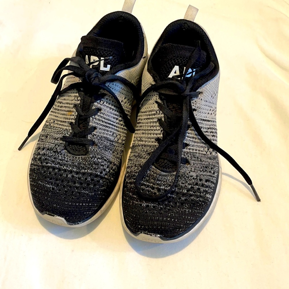 APL women’s running sneaker size 8